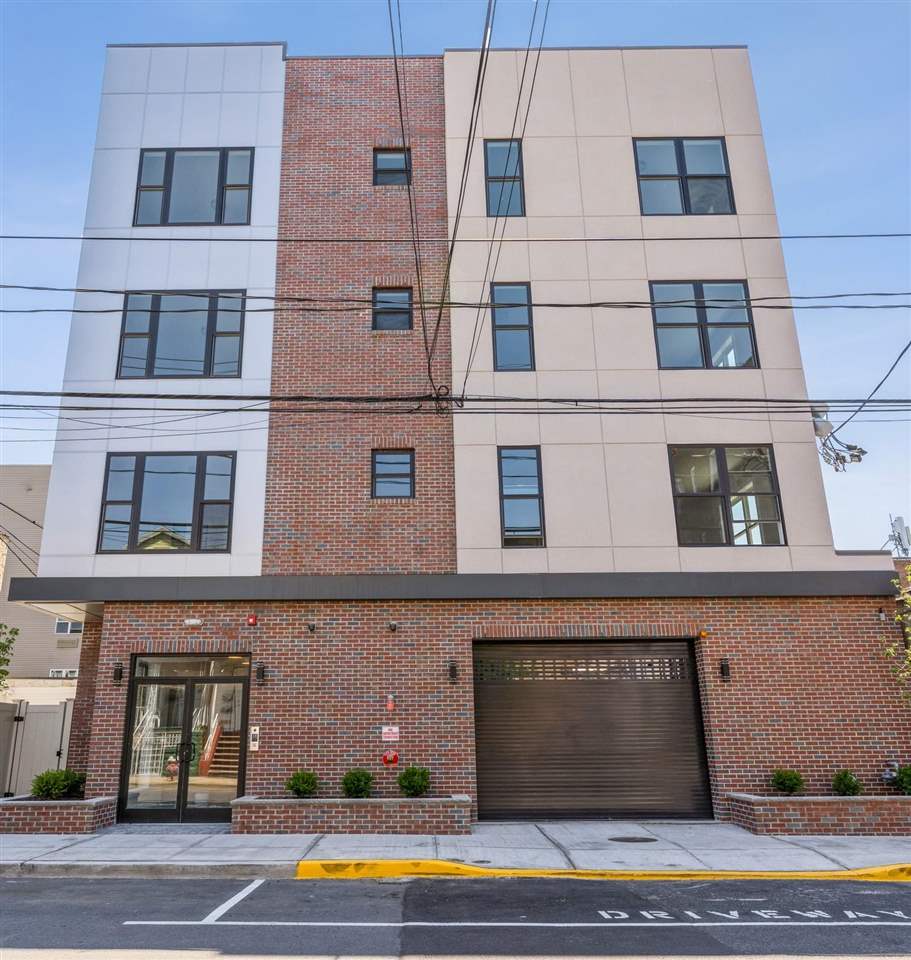 6108 Hudson Avenue West New York NJ 07093