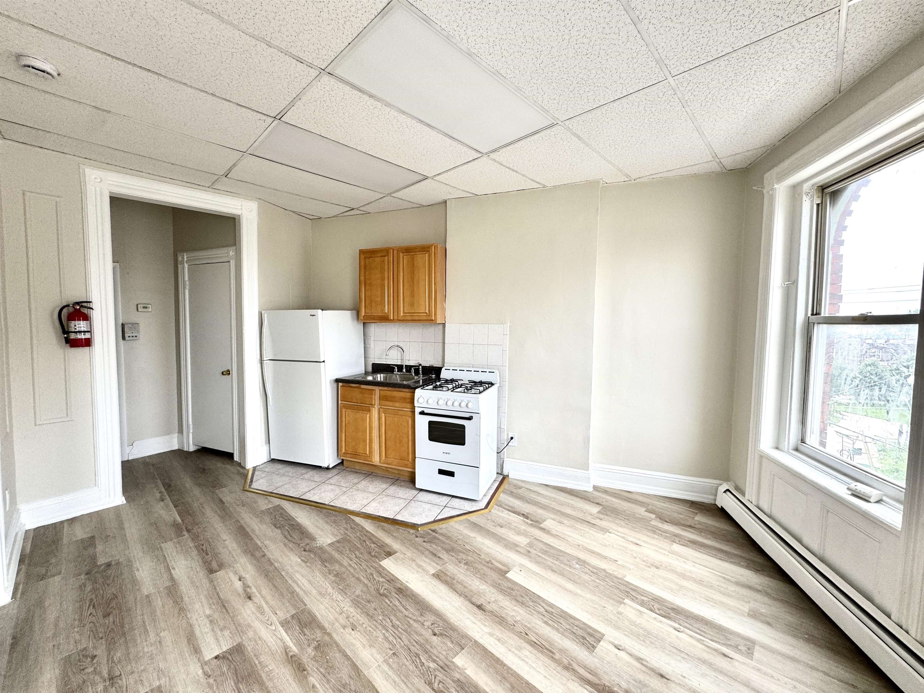 264 Old Bergen Road Jersey City NJ 07305