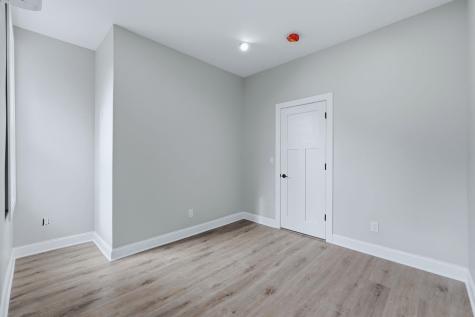 23 Bentley Avenue Jersey City NJ 07304