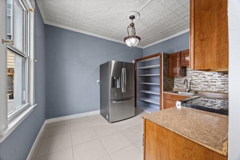 4317 Durham Avenue North Bergen NJ 07047