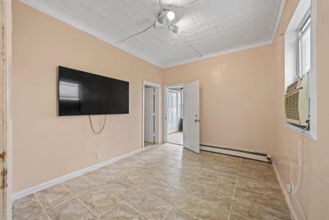 4317 Durham Avenue North Bergen NJ 07047