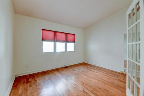 816 Topsail Lane Secaucus NJ 07094