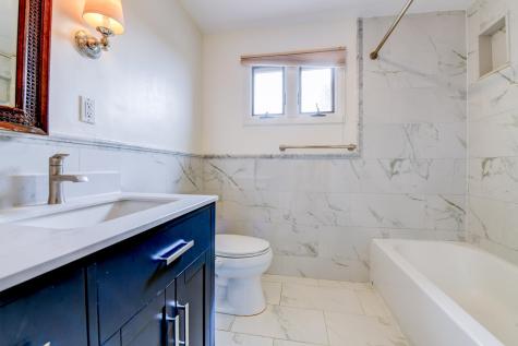 816 Topsail Lane Secaucus NJ 07094