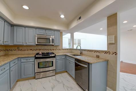 816 Topsail Lane Secaucus NJ 07094