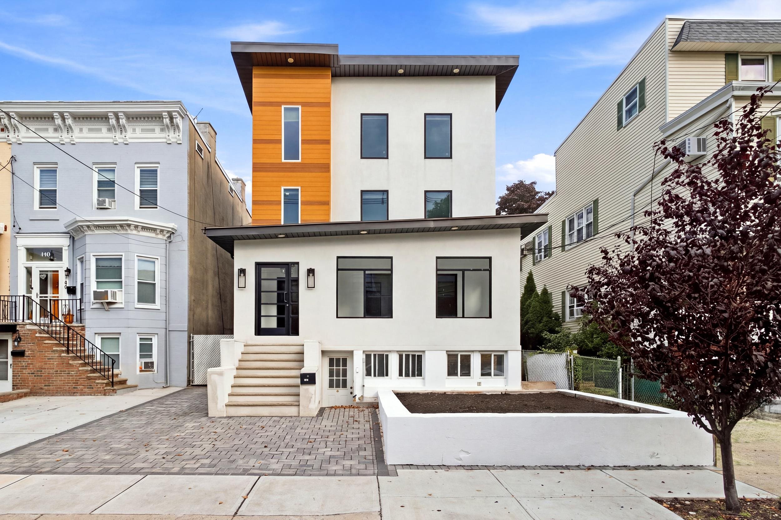 138 Avenue C Bayonne NJ 07002