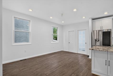 138 Avenue C Bayonne NJ 07002
