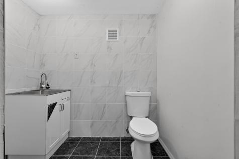 138 Avenue C Bayonne NJ 07002