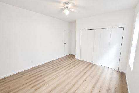 6045 Boulevard East West New York NJ 07093