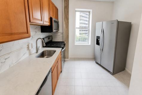 6045 Boulevard East West New York NJ 07093