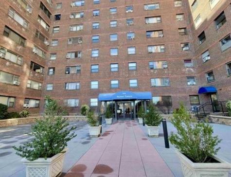 6515 Boulevard East West New York NJ 07093