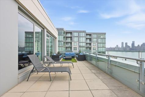 9 Avenue At Port Imperial West New York NJ 07093