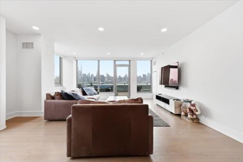 9 Avenue At Port Imperial West New York NJ 07093