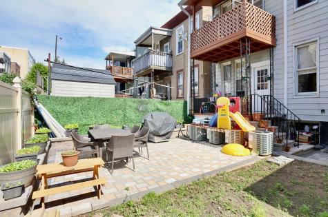 125 Oak Street Weehawken NJ 07086