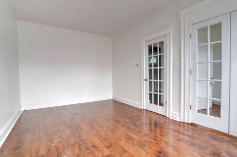 12 Romaine Avenue Jersey City NJ 07306