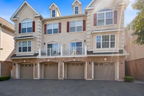 209 Blue Heron Drive Secaucus NJ 07094