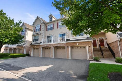 209 Blue Heron Drive Secaucus NJ 07094