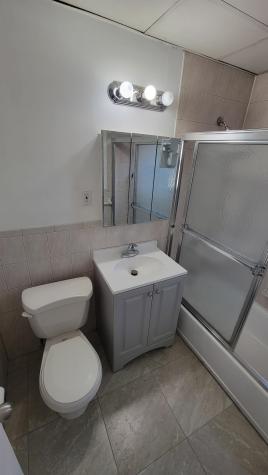 204 Woodcliff Avenue North Bergen NJ 07047