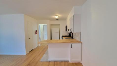 204 Woodcliff Avenue North Bergen NJ 07047