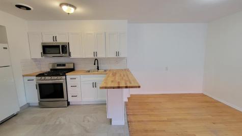 204 Woodcliff Avenue North Bergen NJ 07047