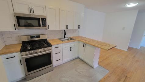 204 Woodcliff Avenue North Bergen NJ 07047