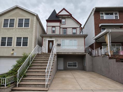712 17th Street Union City NJ 07087