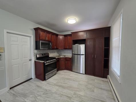 712 17th Street Union City NJ 07087