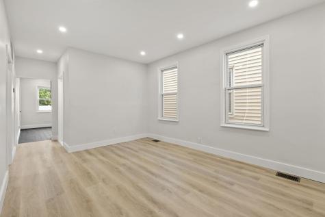 81 Humphrey Avenue Bayonne NJ 07002