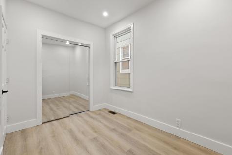 81 Humphrey Avenue Bayonne NJ 07002