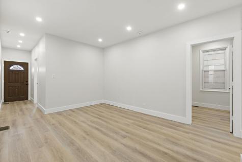 81 Humphrey Avenue Bayonne NJ 07002