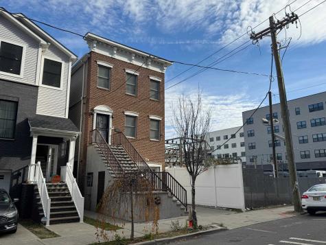 16 Fisk Street Jersey City NJ 07305