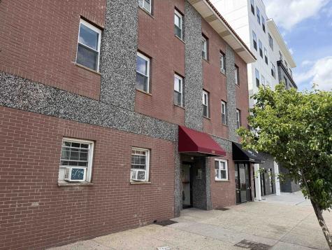 423 Avenue C Bayonne NJ 07002