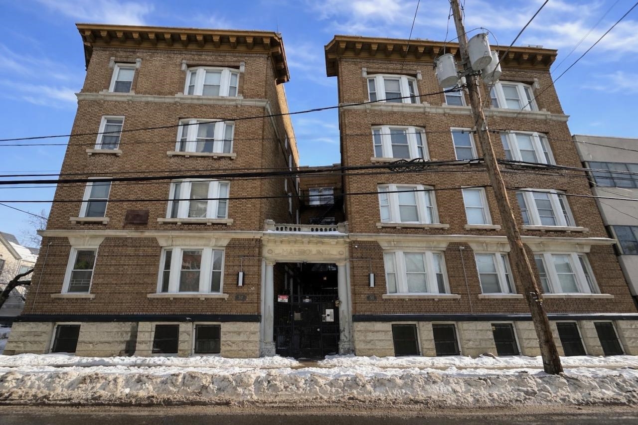 52 Tonnelle Avenue Jersey City NJ 07306