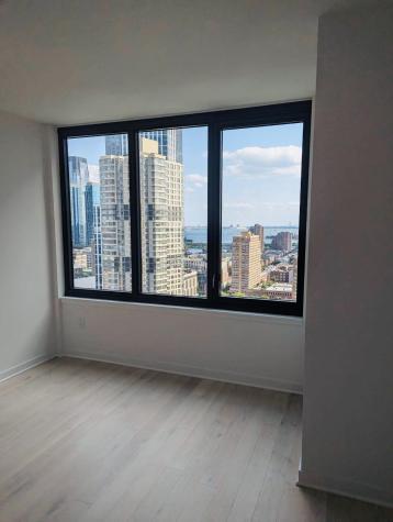 155 Bay Street Jersey City NJ 07302