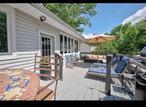 4 Undercliff Terrace West Orange NJ 07052