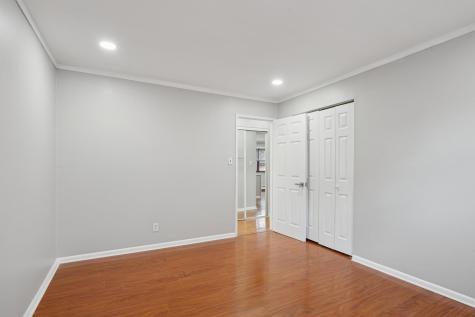 56 68th Street Guttenberg NJ 07093