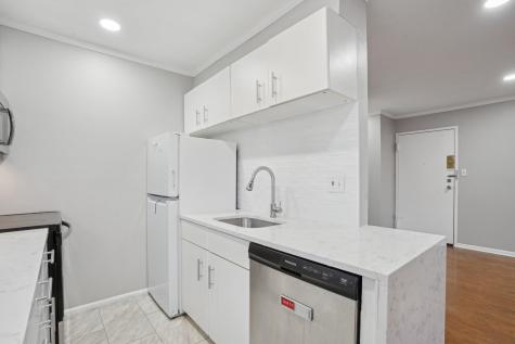 56 68th Street Guttenberg NJ 07093