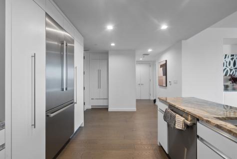 320 Adolphus Avenue Cliffside Park NJ 07010