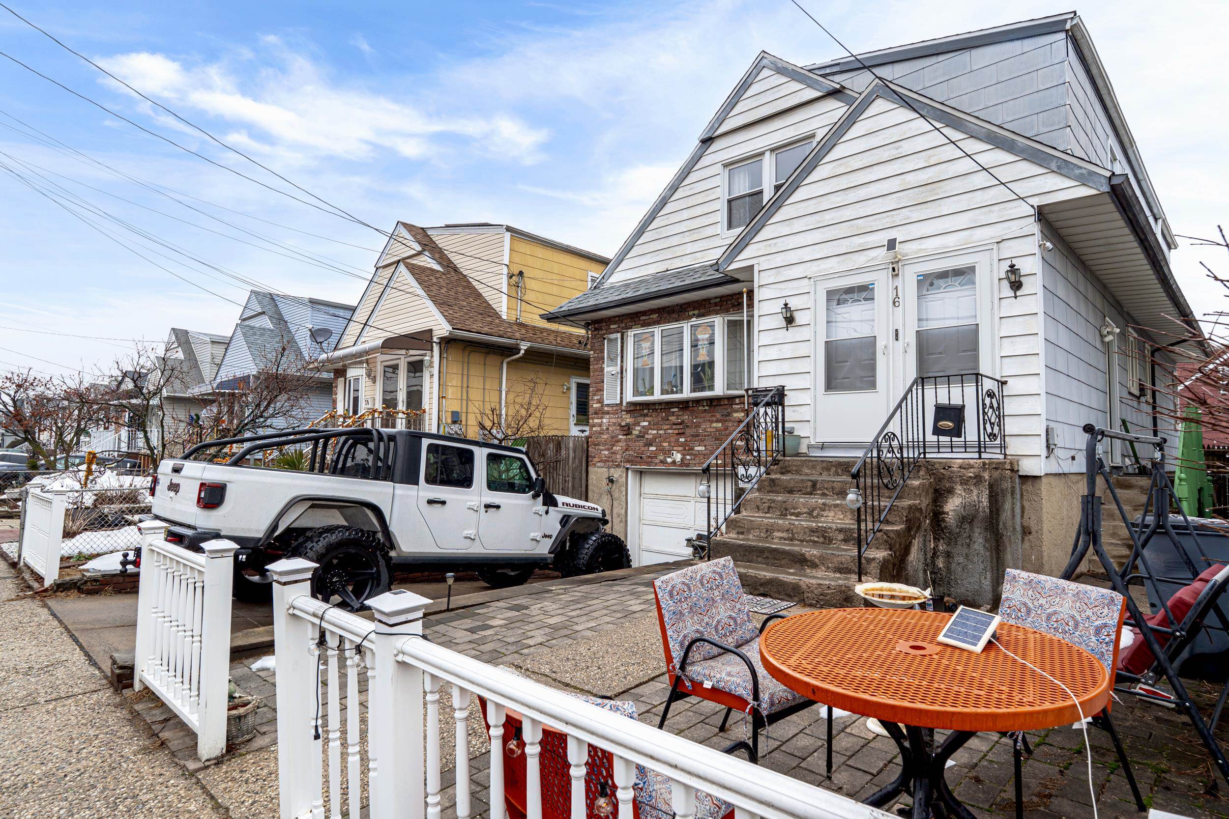 16 Crossgate Road Jersey City NJ 07305