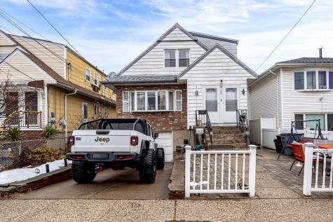 16 Crossgate Road Jersey City NJ 07305