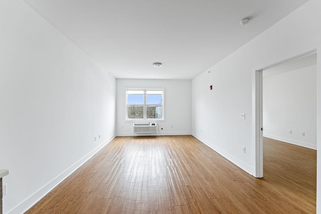 429 Bergen Avenue Jersey City NJ 07304