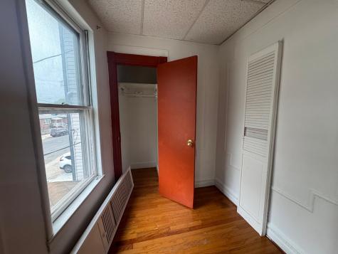 64 Corbin Avenue Jersey City NJ 07306-2407
