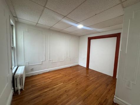 64 Corbin Avenue Jersey City NJ 07306-2407