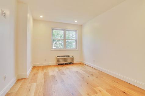 1111 River Road Edgewater NJ 07020