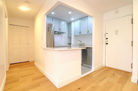 1111 River Road Edgewater NJ 07020