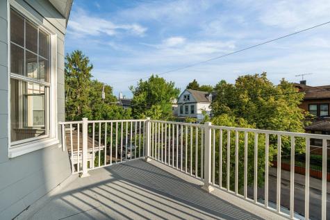 42 Duer Place Weehawken NJ 07086