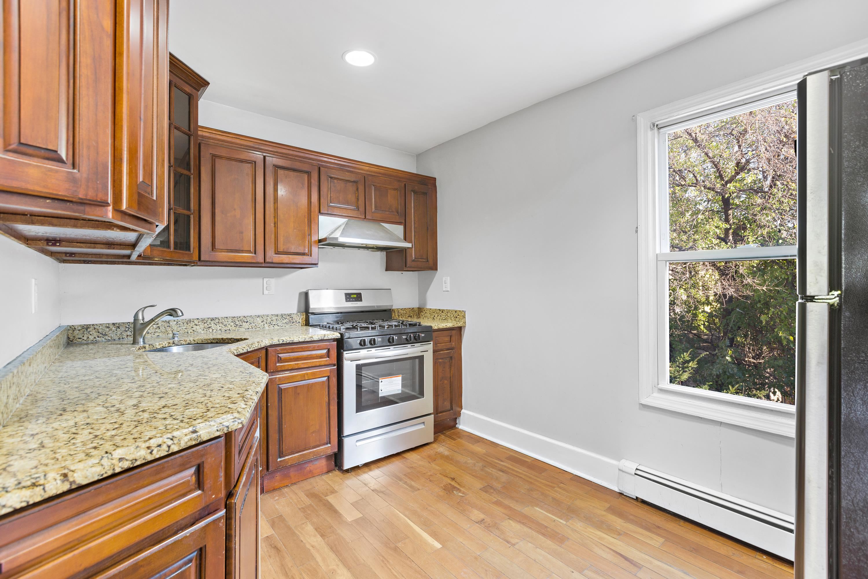 36 Perry Street Jersey City NJ 07306