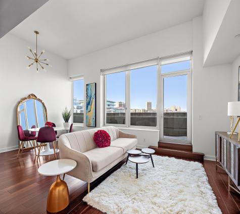 1000 Avenue At Port Imperial Weehawken NJ 07086