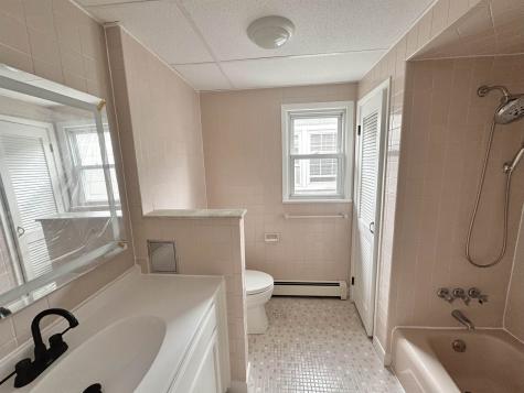 20 Oak Street Bayonne NJ 07002