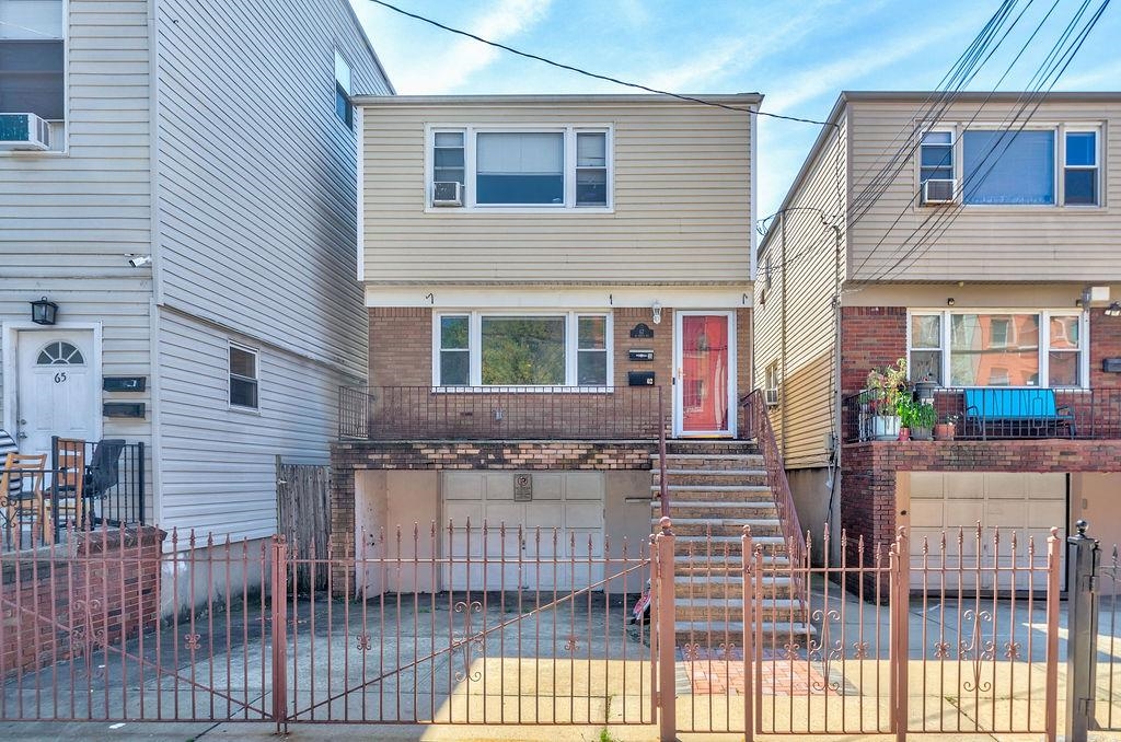 67 St Pauls Avenue Jersey City NJ 07307