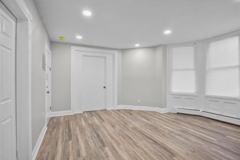 196 Smith Street Newark NJ 07106